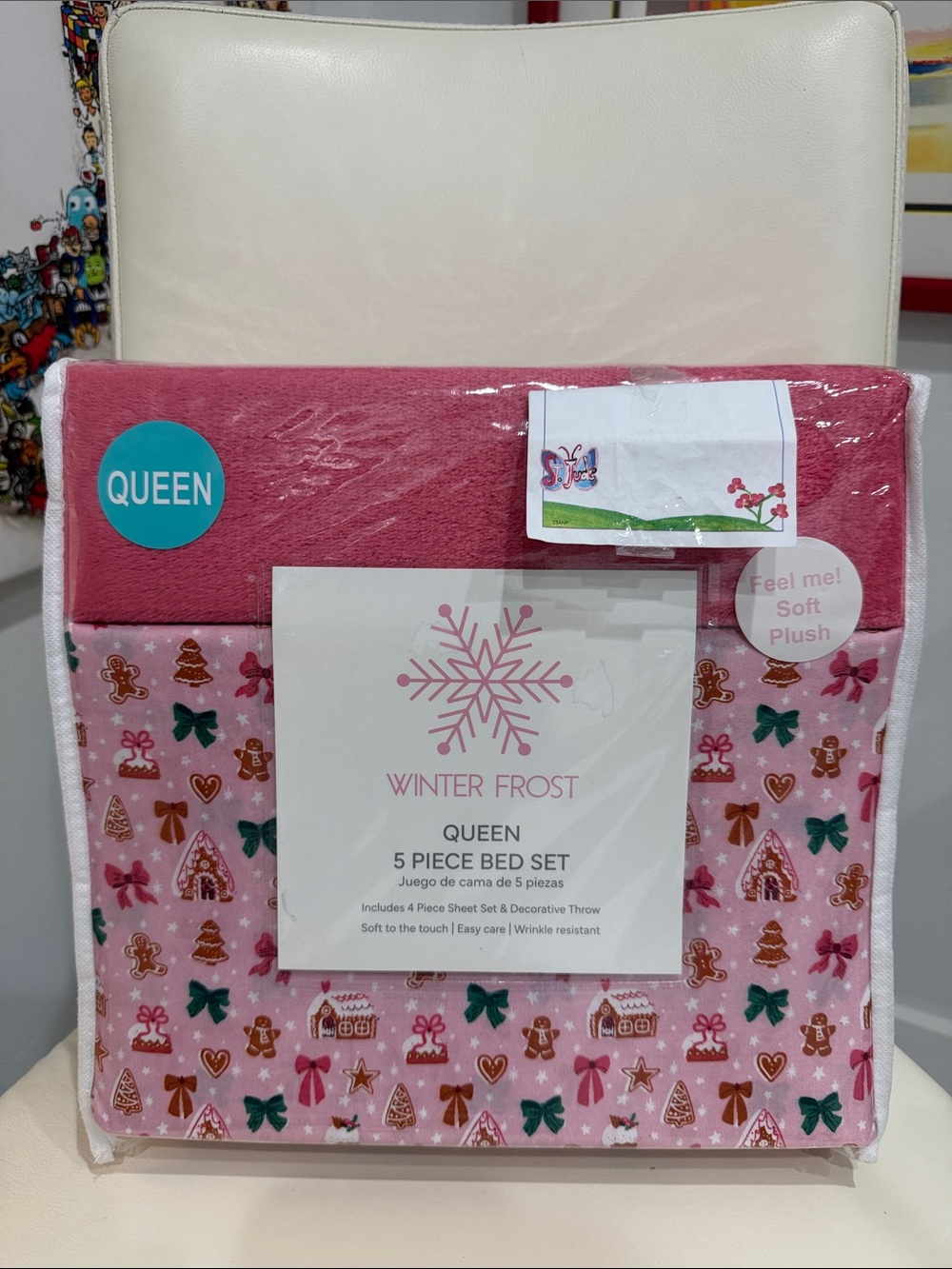 Winter Frost Christmas Pink/Green/White Gingerbread/Bows/Stars QUEEN Sheet Set